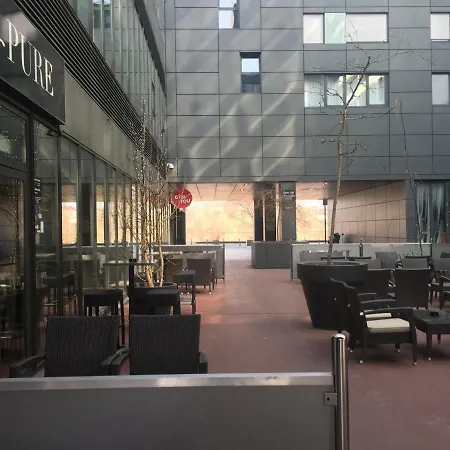 Nova Galerija West App Dora- Parking In Garage Apartment Zagreb Exterior photo