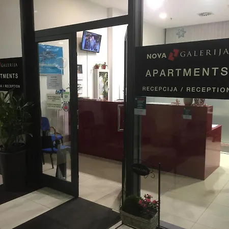 Nova Galerija West App Dora- Parking In Garage Apartment Zagreb Room photo