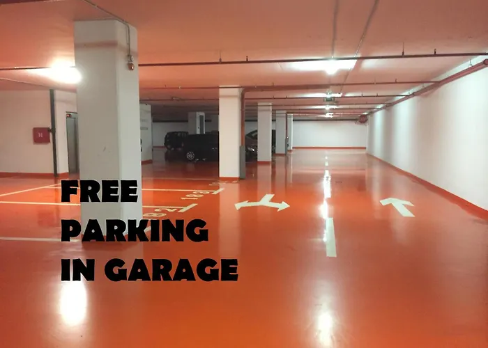 Nova Galerija West App Dora- Parking In Garage